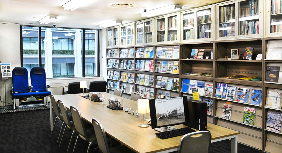 More than Specialized Books! Featuring Maniac Libraries in